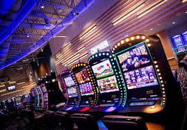 Slots qqq33